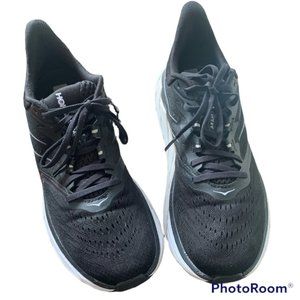 Hoka One One Arahi 5 Black Sneakers